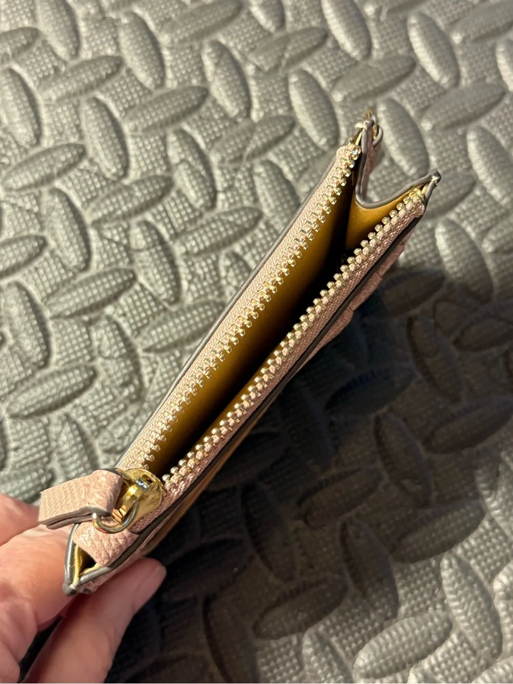 Nanette Lepore Blush Pink Textured Zip Card Case Holder Wallet NWOT